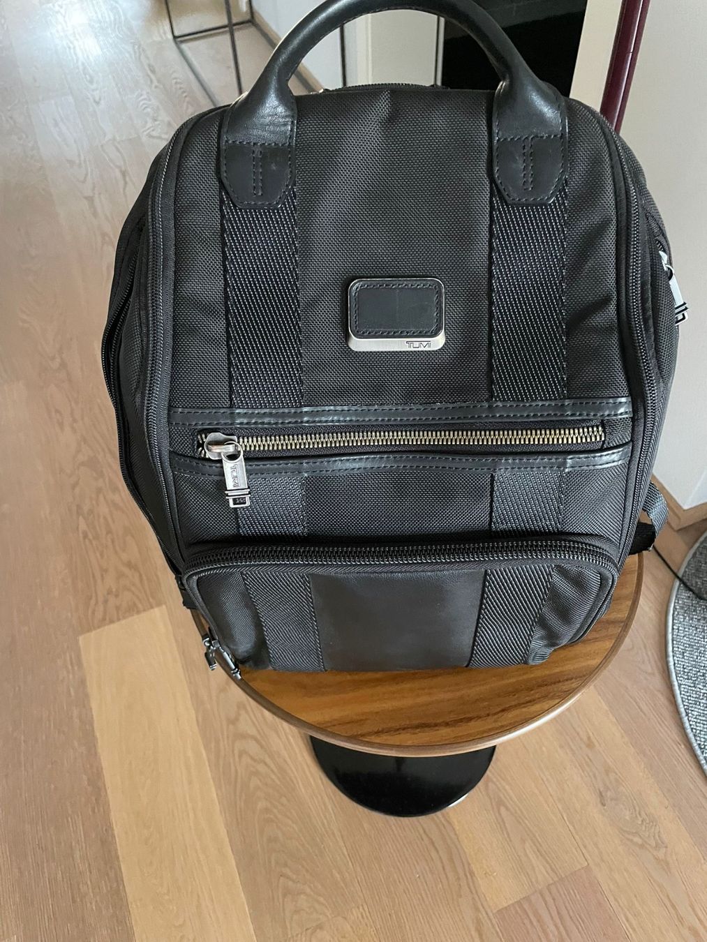 Tumi Zaini: TOP TUMI-Rucksack! Keinerlei Mängel – Usato da Zürich venduto da axe_k5cv