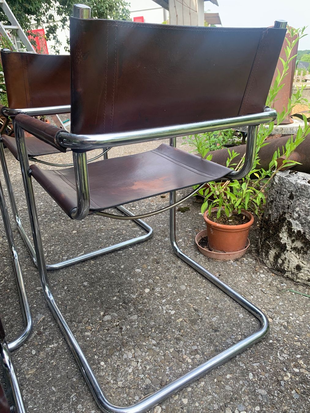 Sedie: 4 alte Freischwinger Stühle Leder – Usato da Bibern SO venduto da wecafra 8