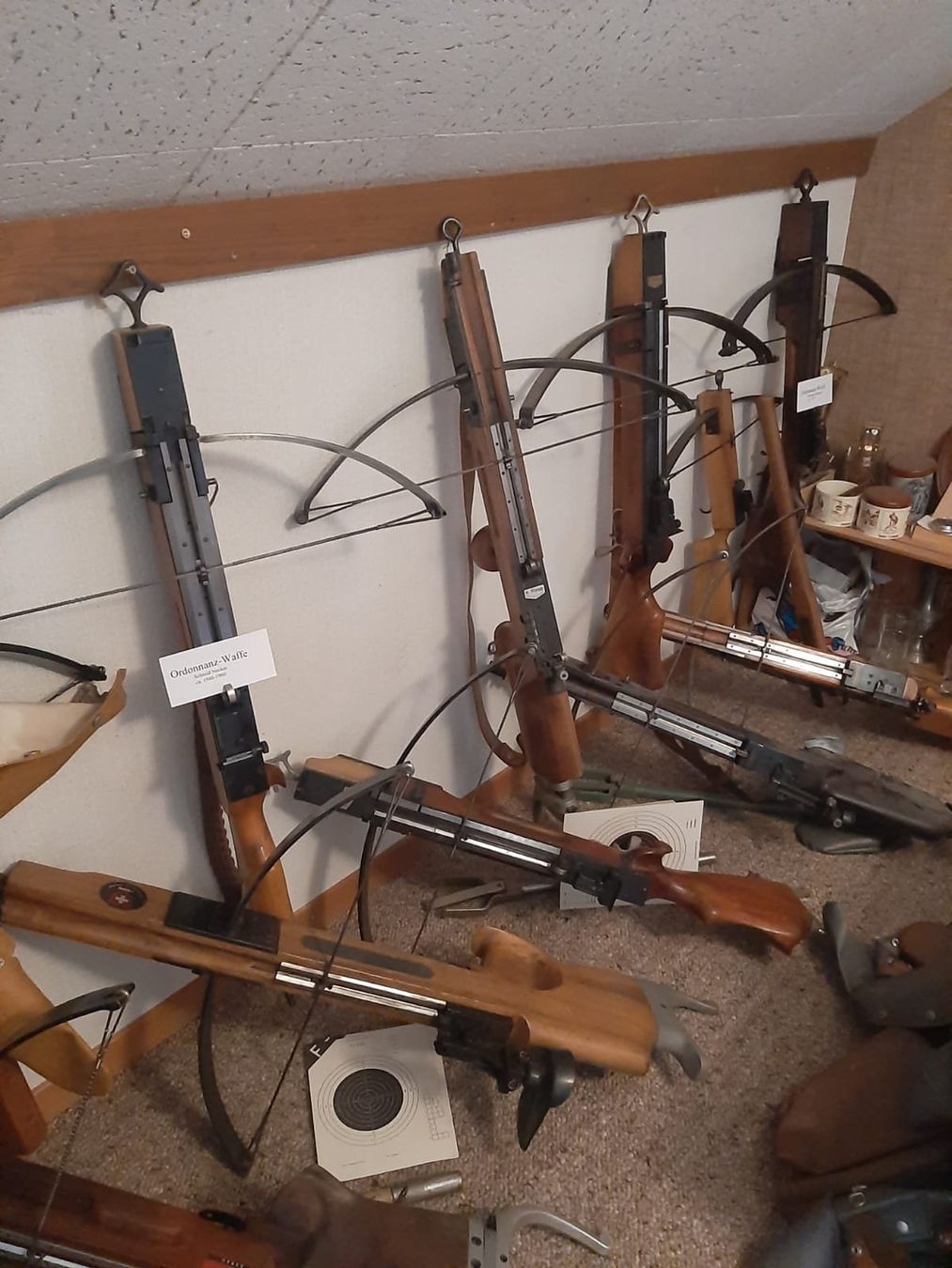 Tiro con l'arco: Armbrust "Ordonnanz" oder "Rüegg" – Usato da Seon venduto da Hl5703