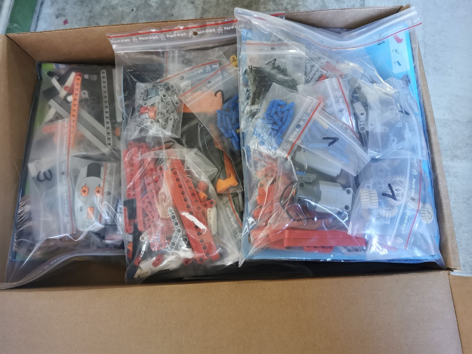 Technics Kit di costruzioni: Zu verkaufen Lego Technic 9398 – Usato da Buochs venduto da Paedi_driver 1