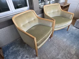 Zwei vintage Sessel 