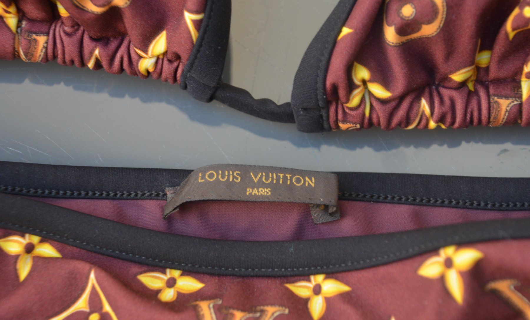 Louis Vuitton Badekleider & Bikinis: Badeanzug - Bikini Louis Vuitton maillot de bain .S – Gebraucht aus Collonges von Auganien 4