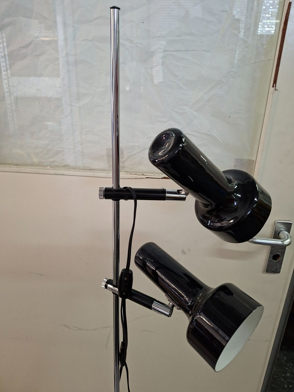 Lampade: Vintage Stehlampe – Usato da Olten venduto da Mezopotamya 1