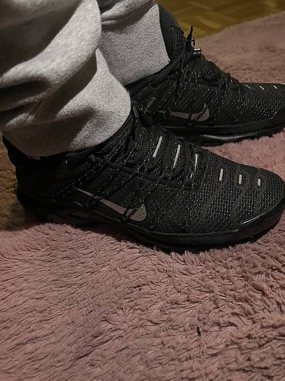 Nike Chaussures hommes: Nike Schuhe – D'occasion à Basel par Tristac 1
