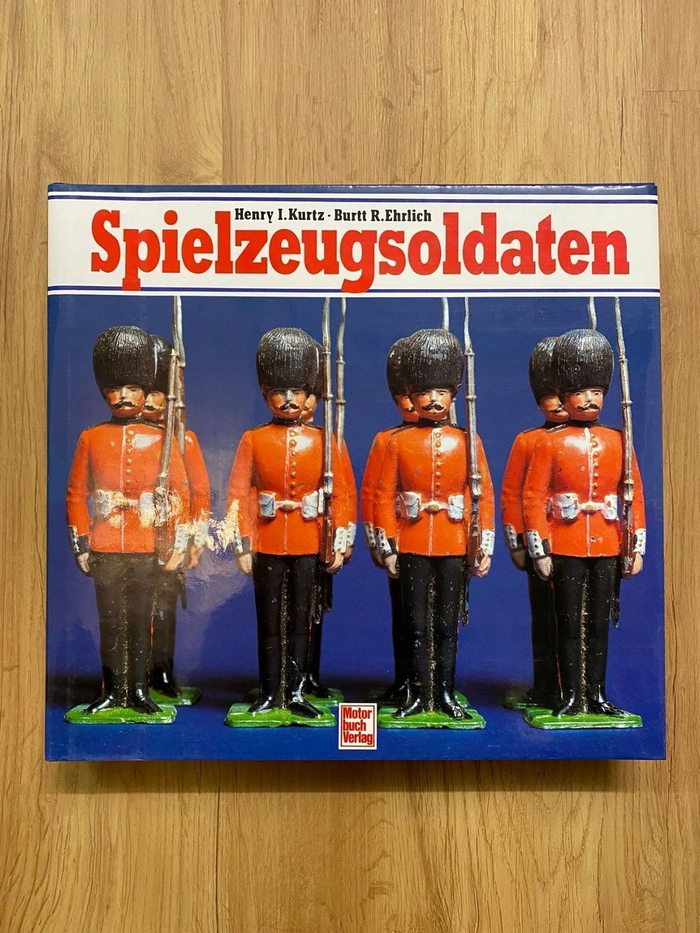 Libri: Spielzeugsoldaten – Usato da Starrkirch-Wil venduto da UB007