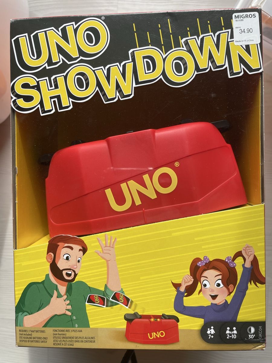 Jeux: UNO Show Down – Neuf avec emballage d'origine à Koppigen par rwnr