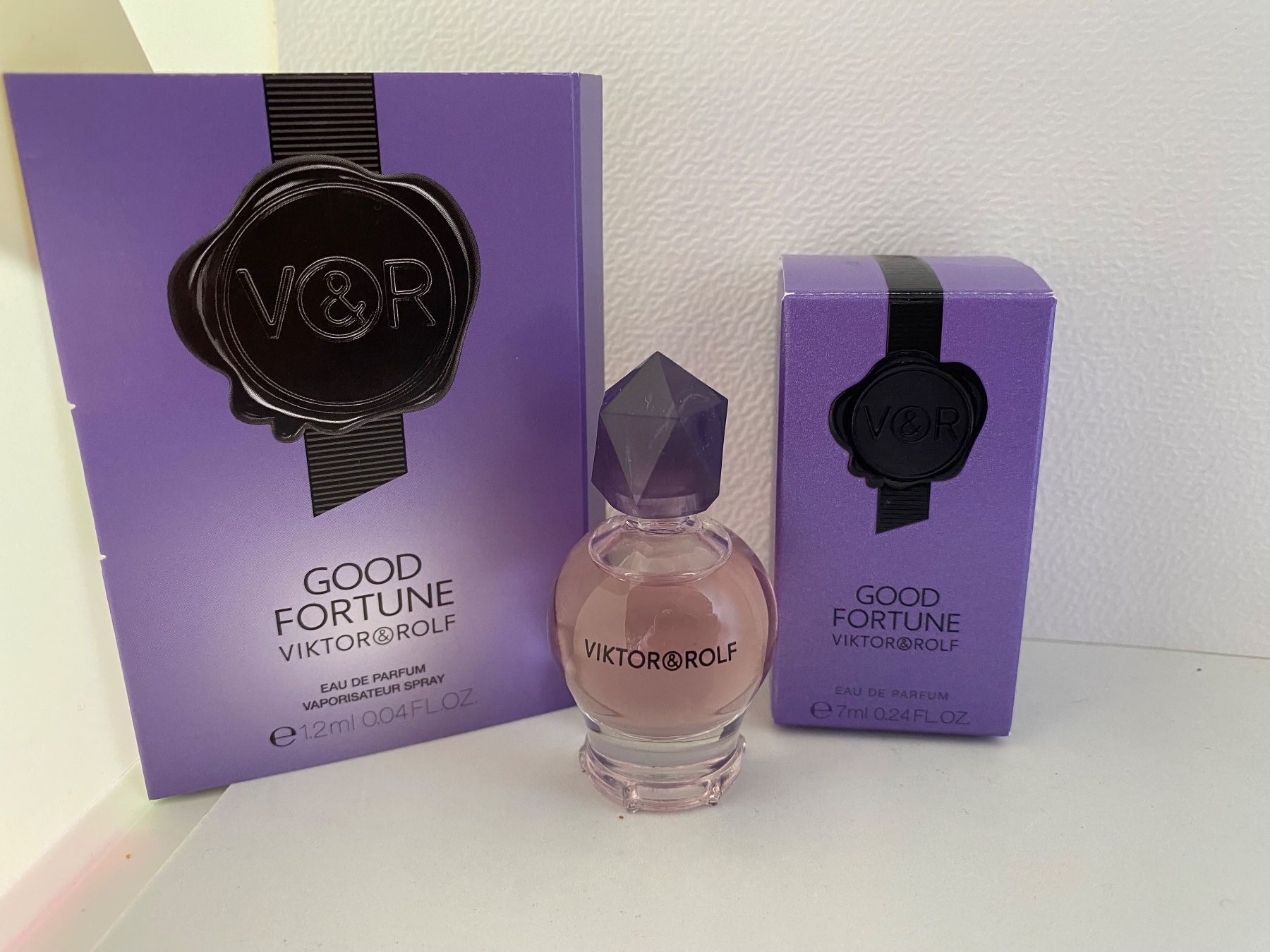 Profumi & Eau de Toilette: Miniatures Good Fortune Viktor & Rolf – Nuovo e nell'imballaggio originale da Bouveret venduto da wes_7zll
