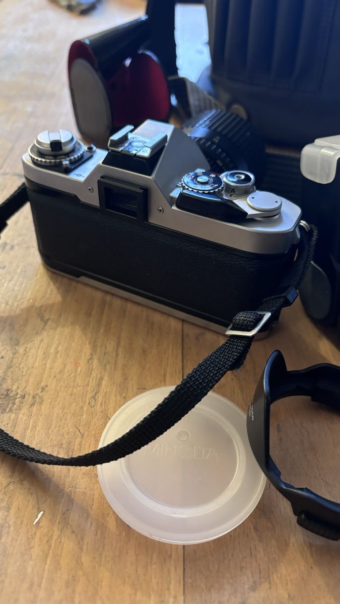 Canon Fotocamera: Canon AV1 Kamera AV 1 – Usato da Bremgarten AG venduto da david12345 3