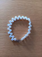 Weisses Perlenarmband, elegant & zeitlos muschelperlen