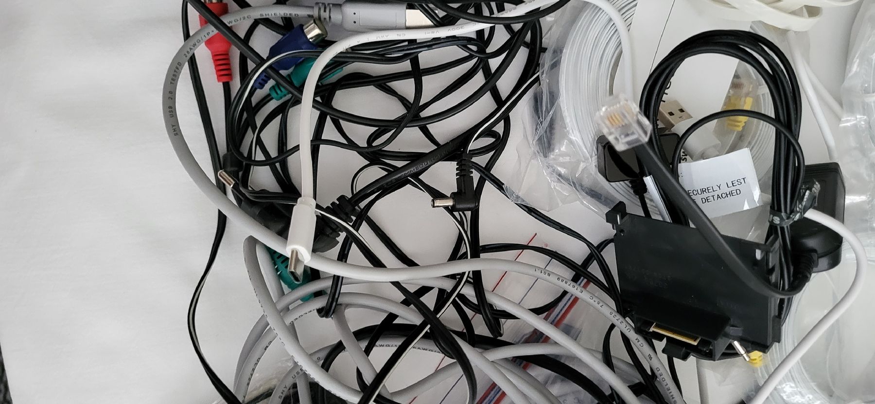 Cavi: Div. Kabel, Adapter etc. (ca. 2kg) – Usato da Spiez venduto da Lotta2 8