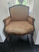 Coppia di poltrone stile barocco in legno intagliato vintage