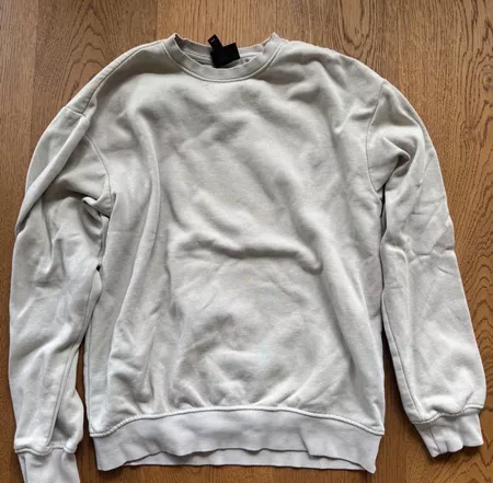 Sweatshirt H&M Relaxed Fit beige Grösse XS getragen