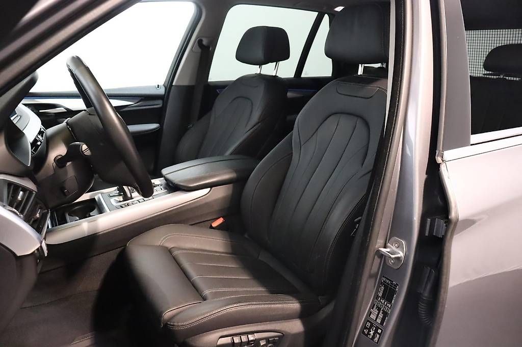 BMW Automobili: BMW X5 xDrive 30d Steptronic – Usato da Dänikon ZH venduto da mikedelta007 4