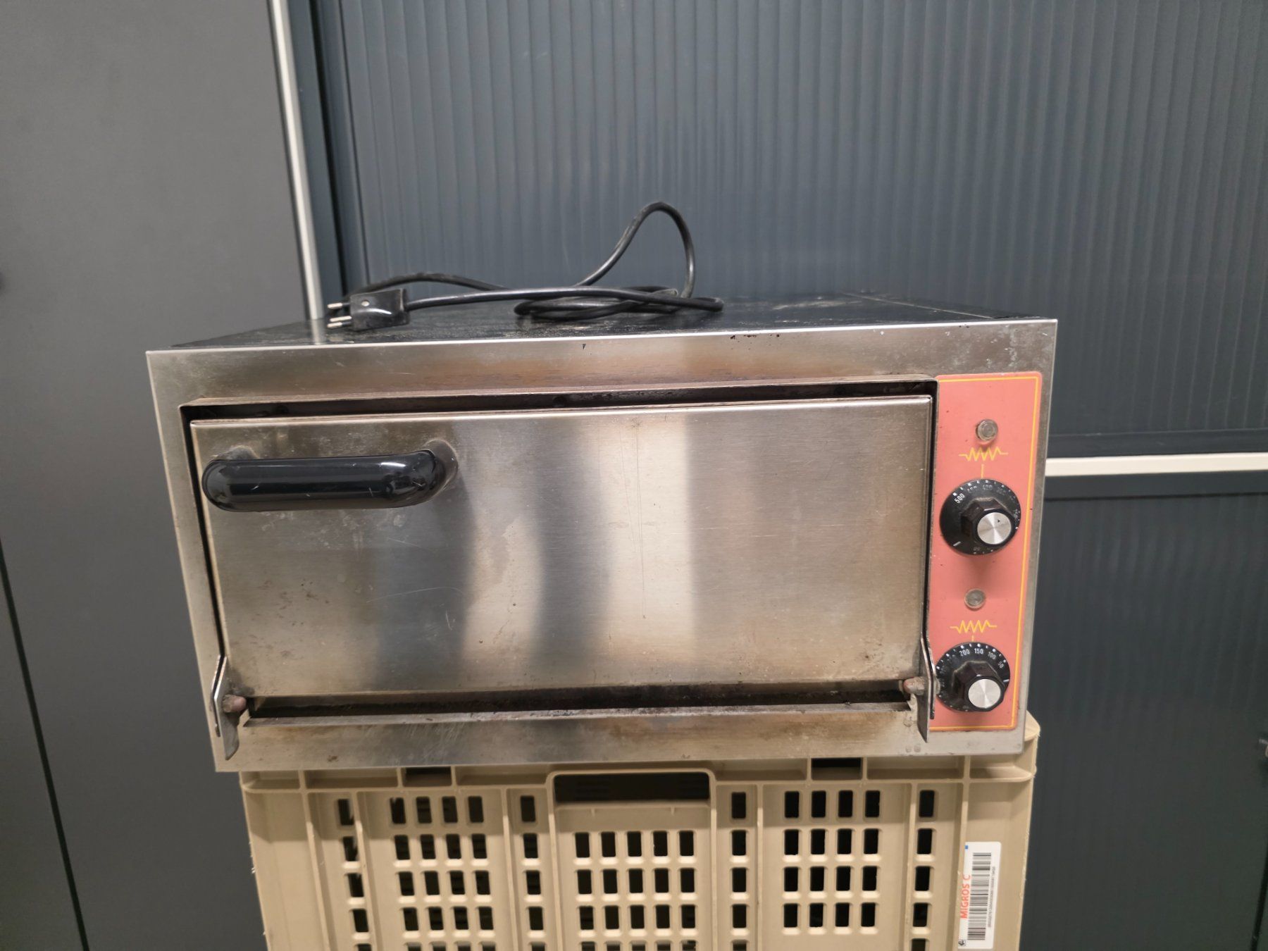 Pizzaofen: Pizzaofen – Gebraucht aus Rüti ZH von StandbyDaffodii