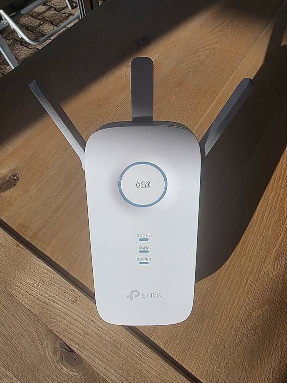 Wlan: WLan Repeater TP-Link AC1750 – Gebraucht aus Zürich von Rip2 1