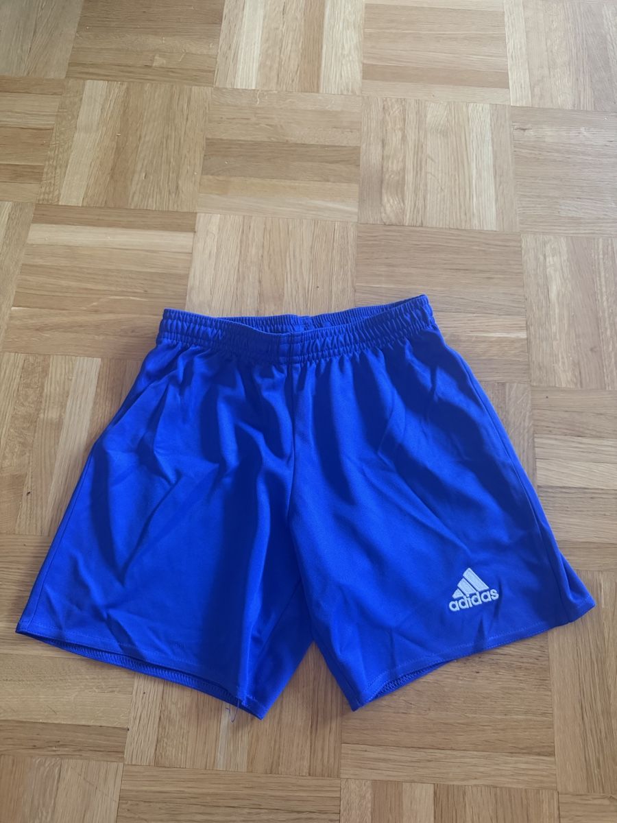 Adidas Hosen: Adidas CLIMACOOL Shorts Blau Gr. 128 – Gebraucht aus Kilchberg ZH von Von_dutch