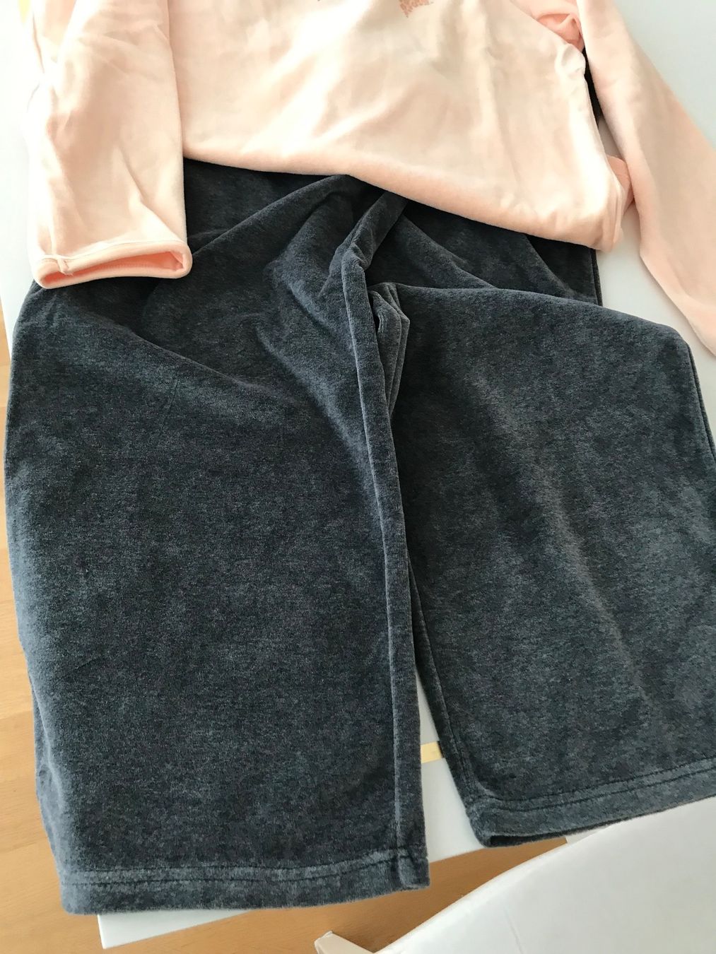 Completi & Tailleur: Home Dresses Samt, 2-teilig – Usato da Luzern venduto da Hans1937 1