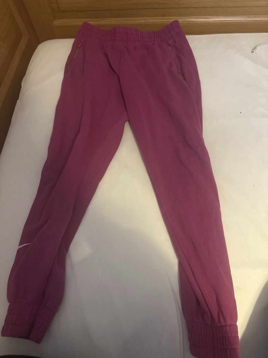 Nike Hosen: Jogging Nike rose  – Neu (gemäss Beschreibung) aus Vernier von Chiara1907 1