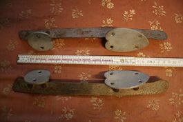 Couteaux de patins à glace anciens