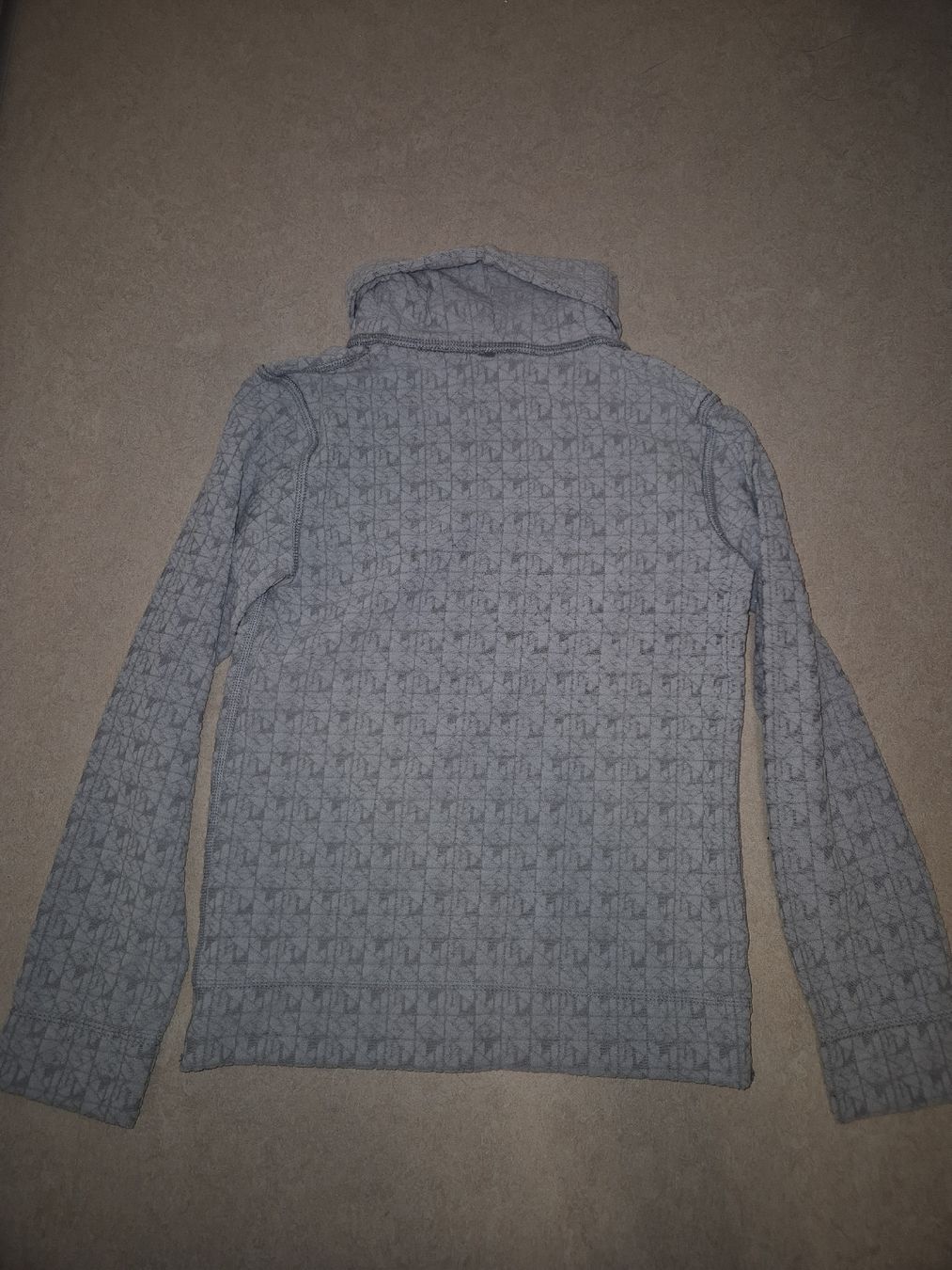 Pullover & Sweatshirts: Grauer Langarmpullover mit Rollkragen Gr 128 – Gebraucht aus Richterswil von ChristinW01 1