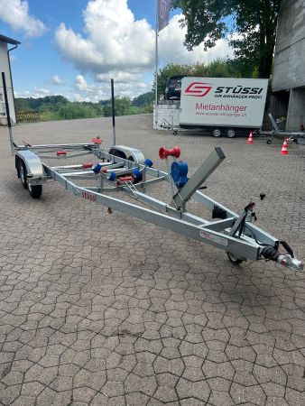 Motorboot Anhänger G.G. 2000 kg