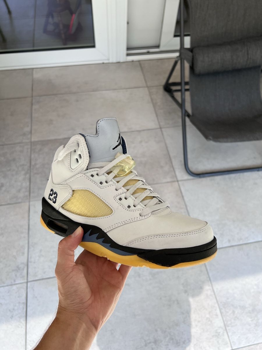 Jordan Herrenschuhe: Jordan 5 A Ma Maniére Dawn – Gebraucht aus Gordola von igo_9qdh 1