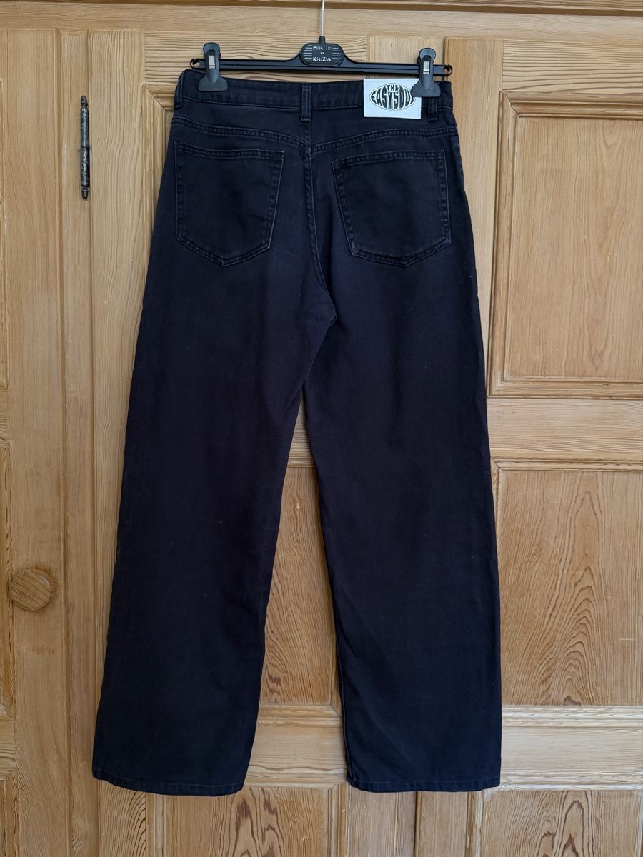 H&M Jeans: H&M Divided Jeans Schwarz Baggy | 36 – Gebraucht aus Samedan von K7kgh 1