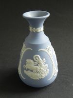 Schöne Vase * JASPERWARE blau * von Wedgwood