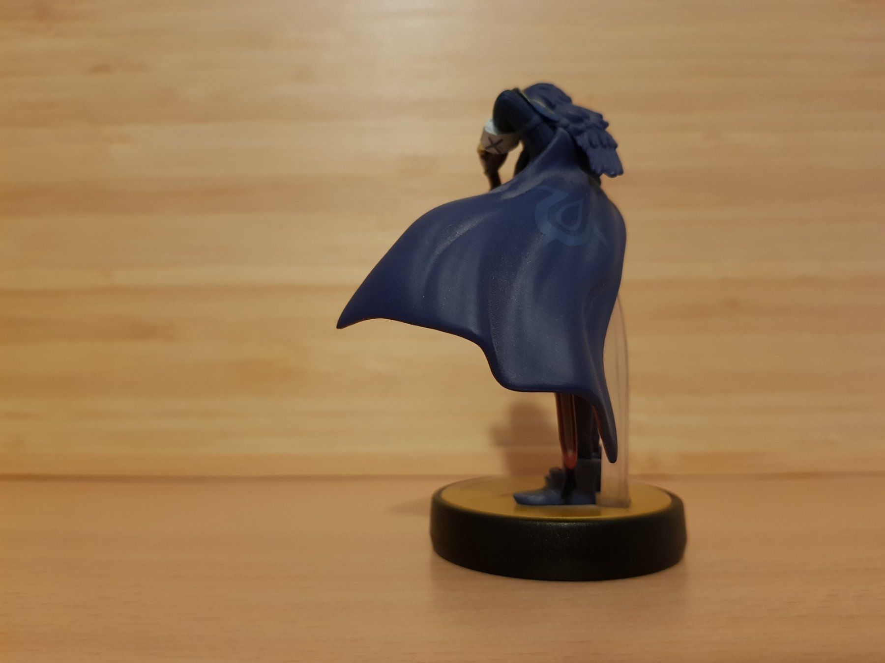 Nintendo Giochi: amiibo Fire Emblem Lucina – Usato da Münchenstein venduto da 2DGames 1