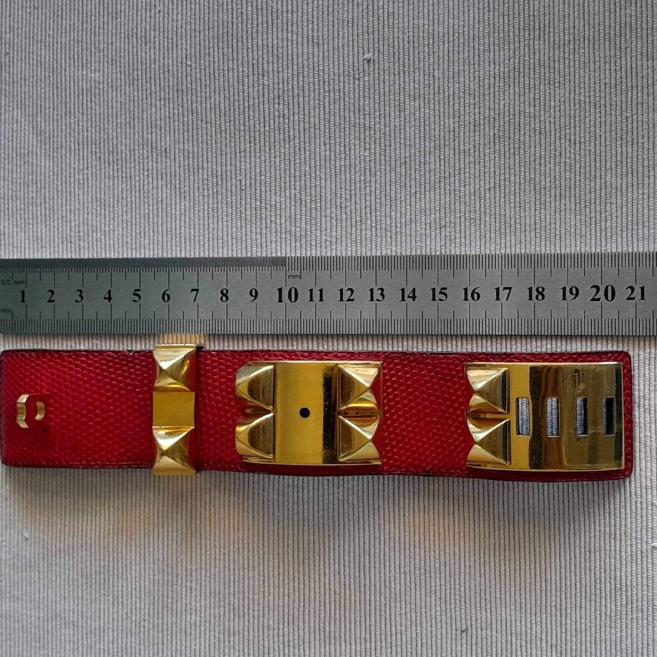 Hermès Bracciali & Braccialetti: Hermes Armband, Collier de chien, Eidechsenleder, rot – Difettoso da Knutwil venduto da Kompex 2