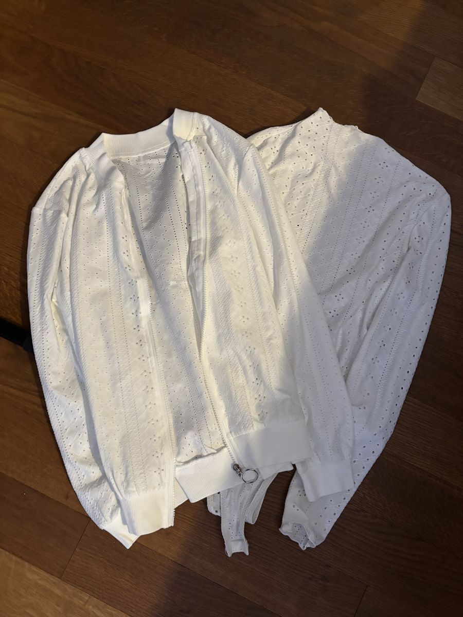 Lotti di vestiti: Jacke und Body – Usato da Buchrain venduto da Ham2383