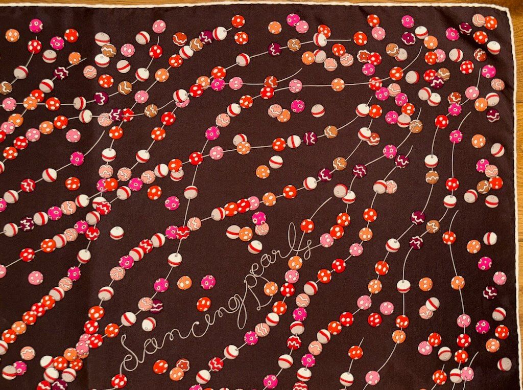 Hermès Foulards, Tücher & Schals: HERMES Foulard "DANCING PEARLS" – Gebraucht aus Zürich von Libraco 5
