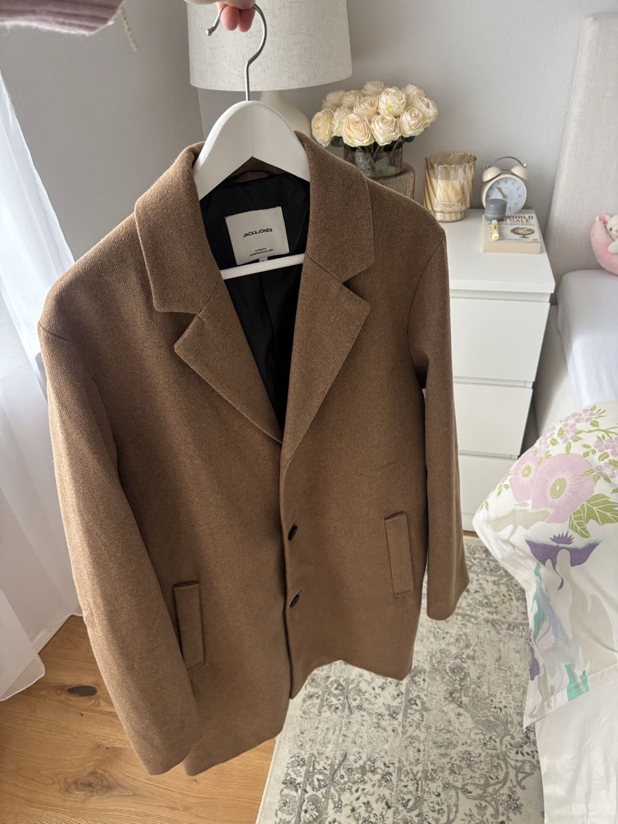 Cappotti: NEW - Brown Classic Coat NP: 90.- – Nuovo (secondo la descrizione) da Zürich venduto da red_vn2j 4