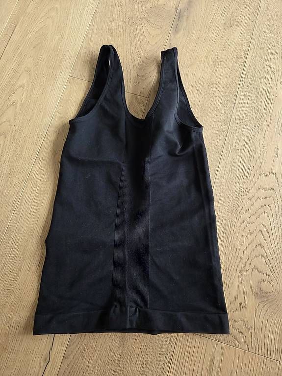 Altra biancheria intima: Shapewear Oberteil M schwarz – Usato da Hilterfingen venduto da boal1980 2