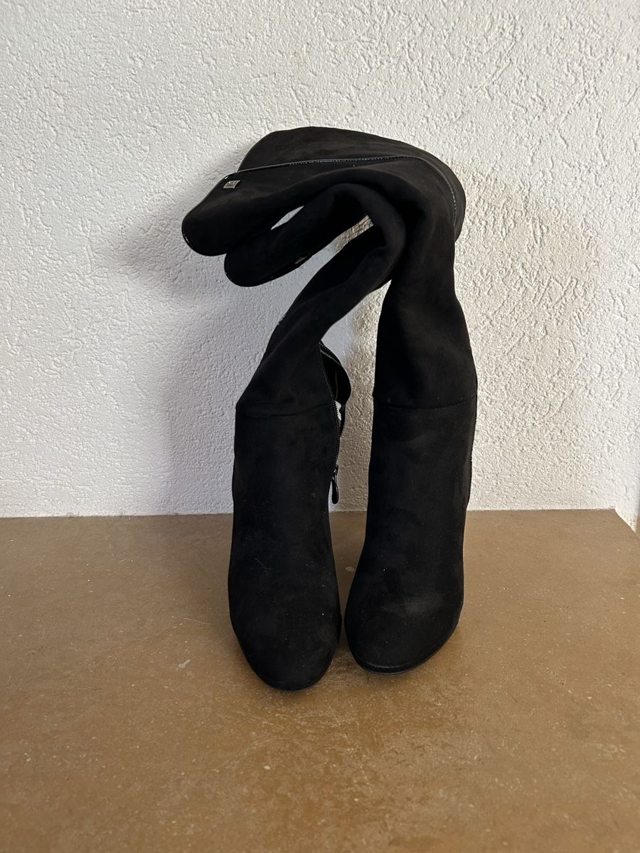 Scarpe da donna: Bottes dame – Usato da Montsevelier venduto da Batson 1