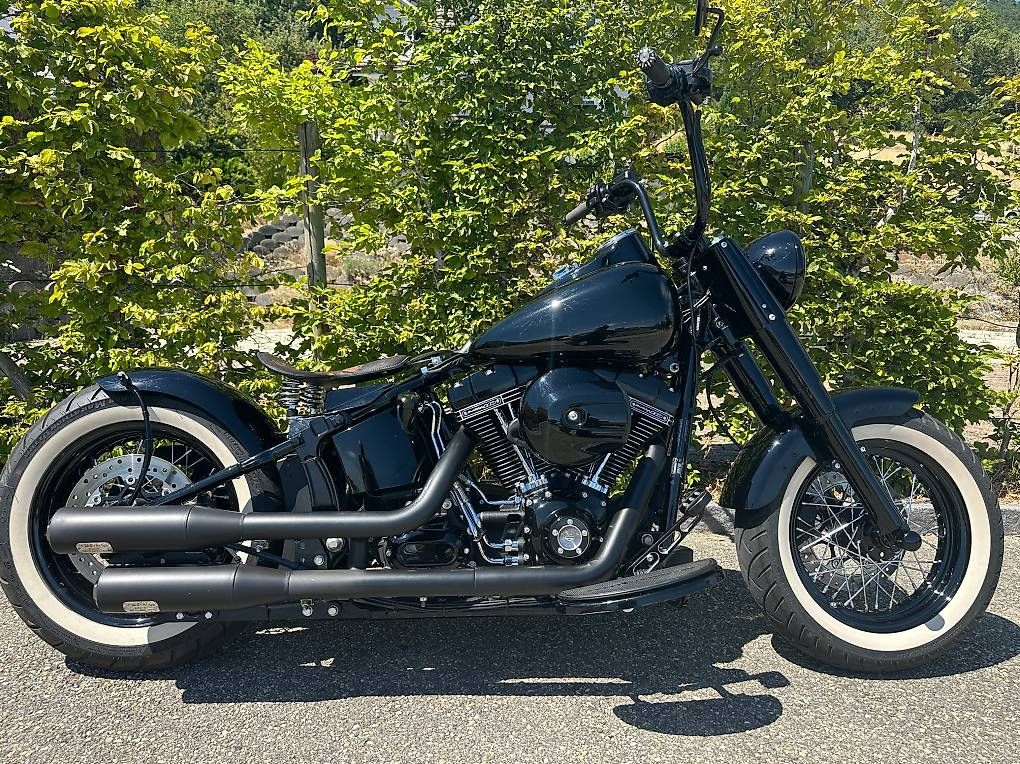 Chopper: HARLEY-DAVIDSON Softail Slim FLSS 1800cc – Gebraucht aus Diesse von Ritchy