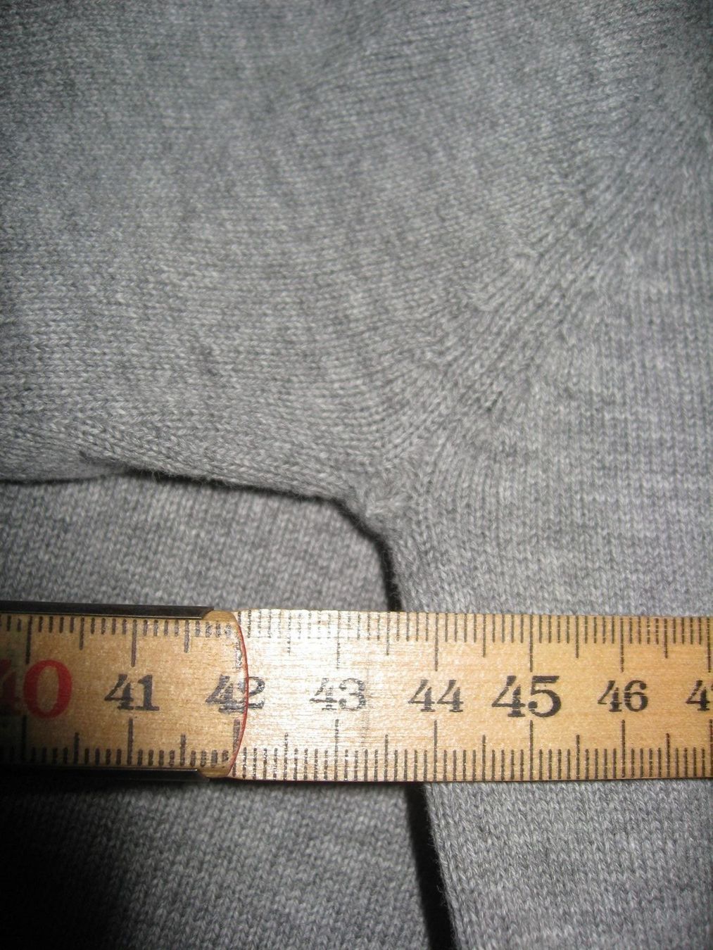 Maglioni & Felpe: Herren - Pullover m. V-Ausschnitt Baumwolle hellgrau Gr. M – Nuovo (secondo la descrizione) da Flüelen venduto da Diversicum-Textil 4