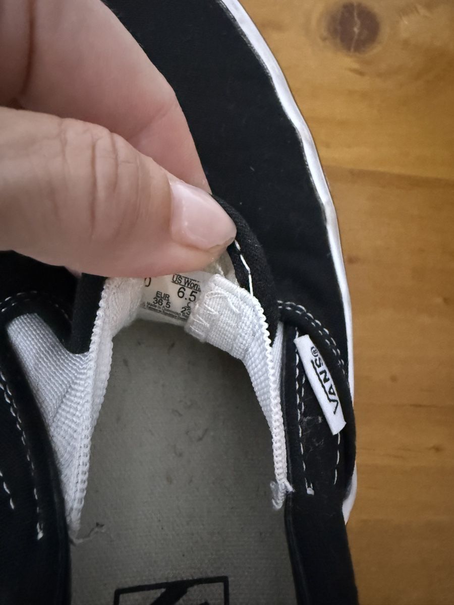 Vans Scarpe da uomo: Vans Slip on Schuhe – Usato da Neerach venduto da the_modern_mini 3