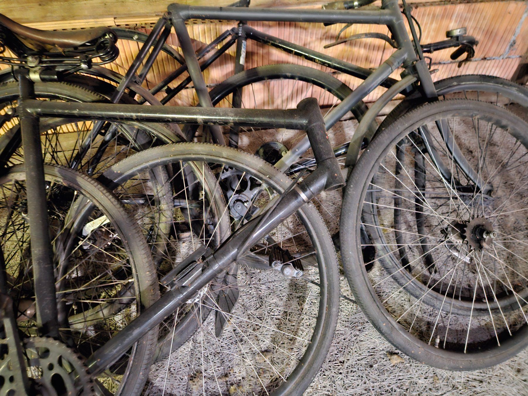 Schweizer Armee Velos: Militärvelo – Defekt aus Wegenstetten von 1000er 2