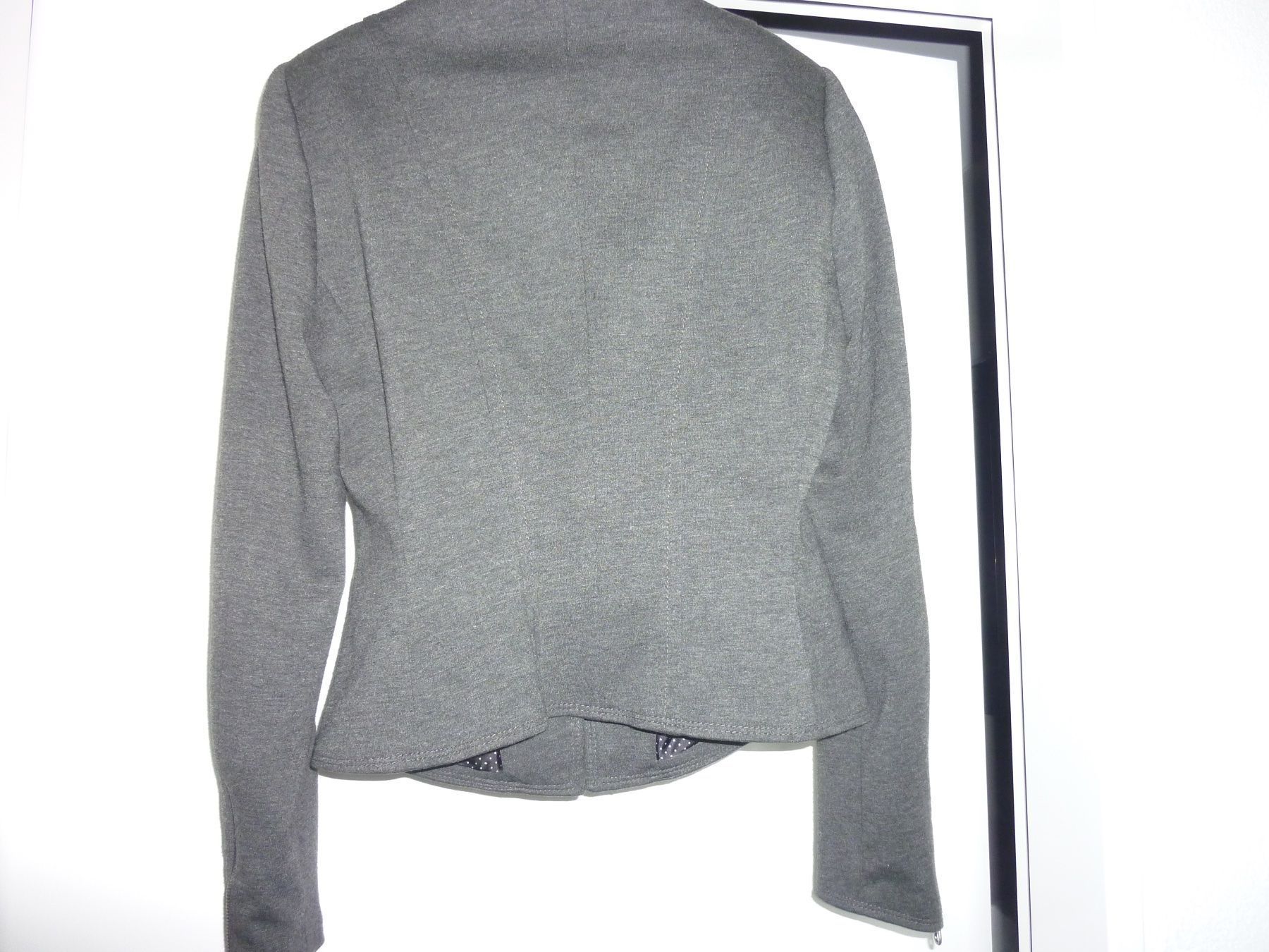 Giacche: BAFF grey jacket, Size EU 36, Very good condition – Usato da Zürich venduto da ewat 2