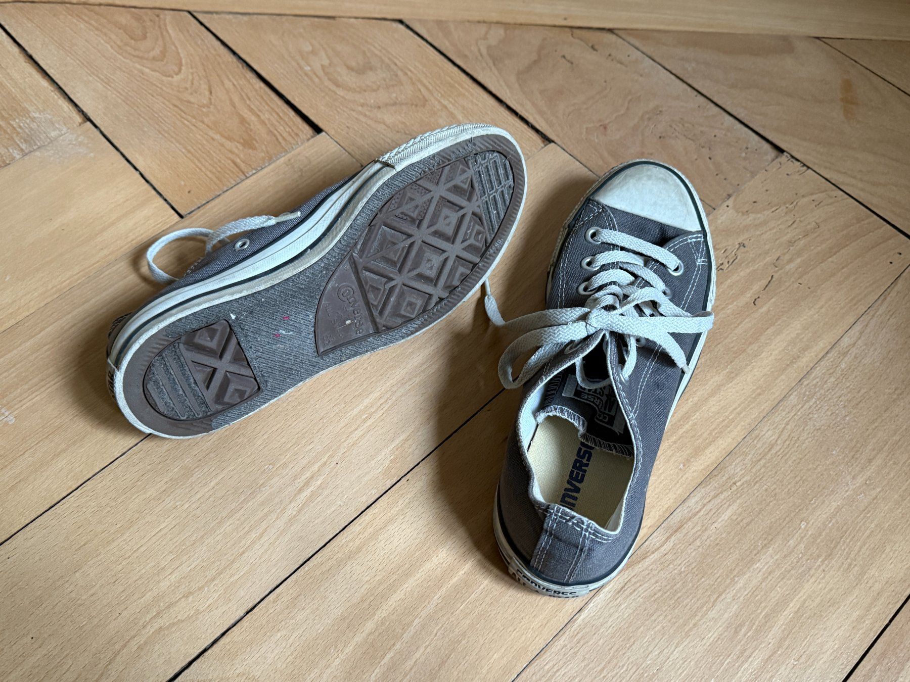 Converse Damenschuhe: CONVERSE - Chucks Sneaker grau 38 – Gebraucht aus Zürich von Diazaio 3