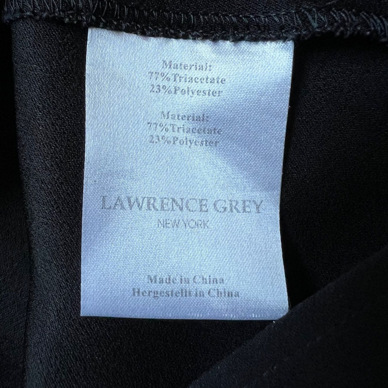T-shirt: LAWRENCE GREY Shirt 🖤 – Usato da Zürich venduto da ClosetQueen 8
