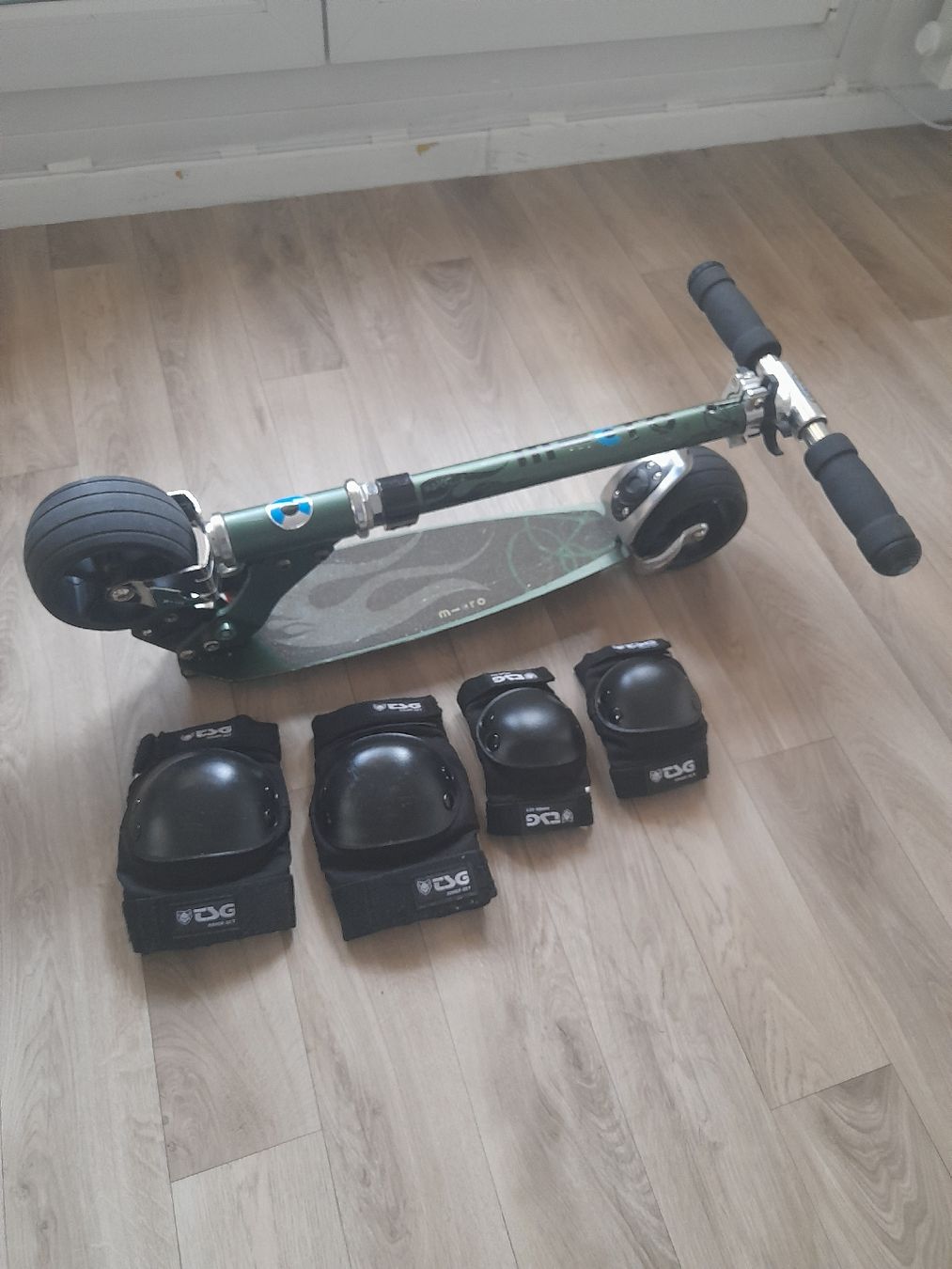 Micro Kickboard: Scooter  Micro Rocket der Schweizer Marke – Usato da Basel venduto da Basel_20 4
