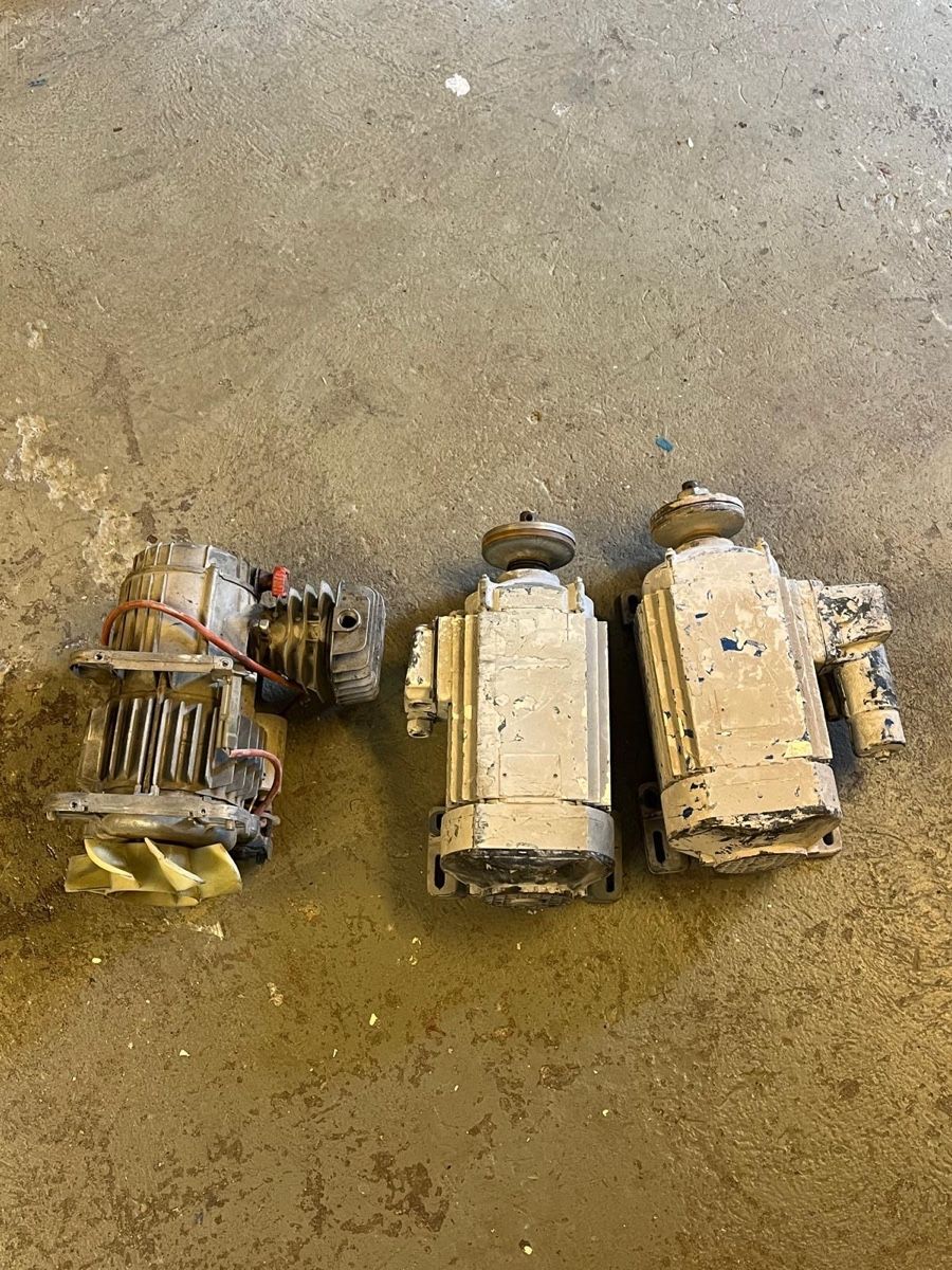 Pompe & Parti di ricambio: Pumpe Motoren Defekt siehe Bilder  – Difettoso da Wetzikon ZH venduto da Ledi07 5