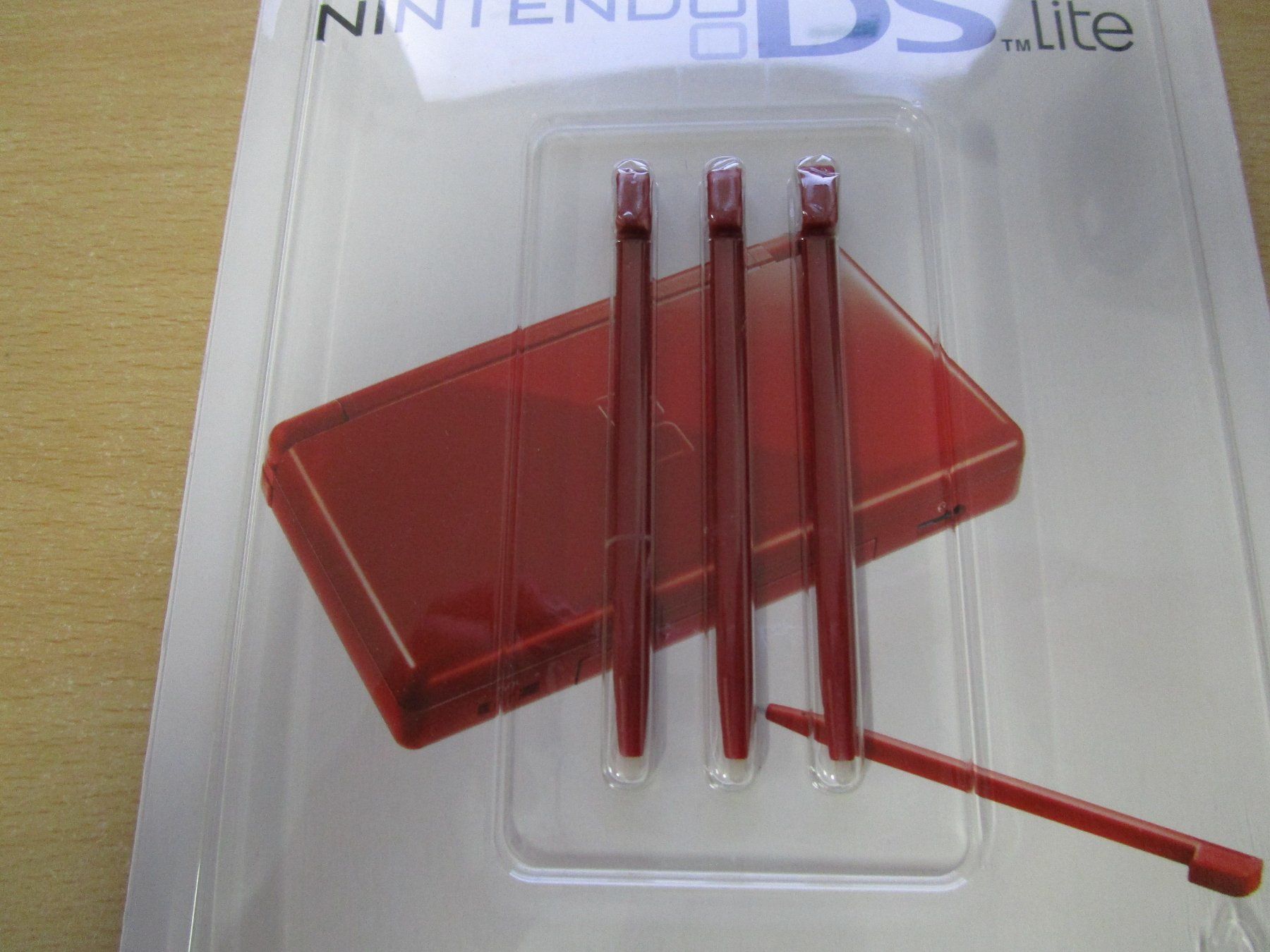 Nintendo Jeux: Nintendo DS Lite Stylus rot Original - 3er Pack - Neuware – Neuf avec emballage d'origine à Goldau par agestuffer 2