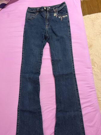 Pantalon jean bleu brodé taille S