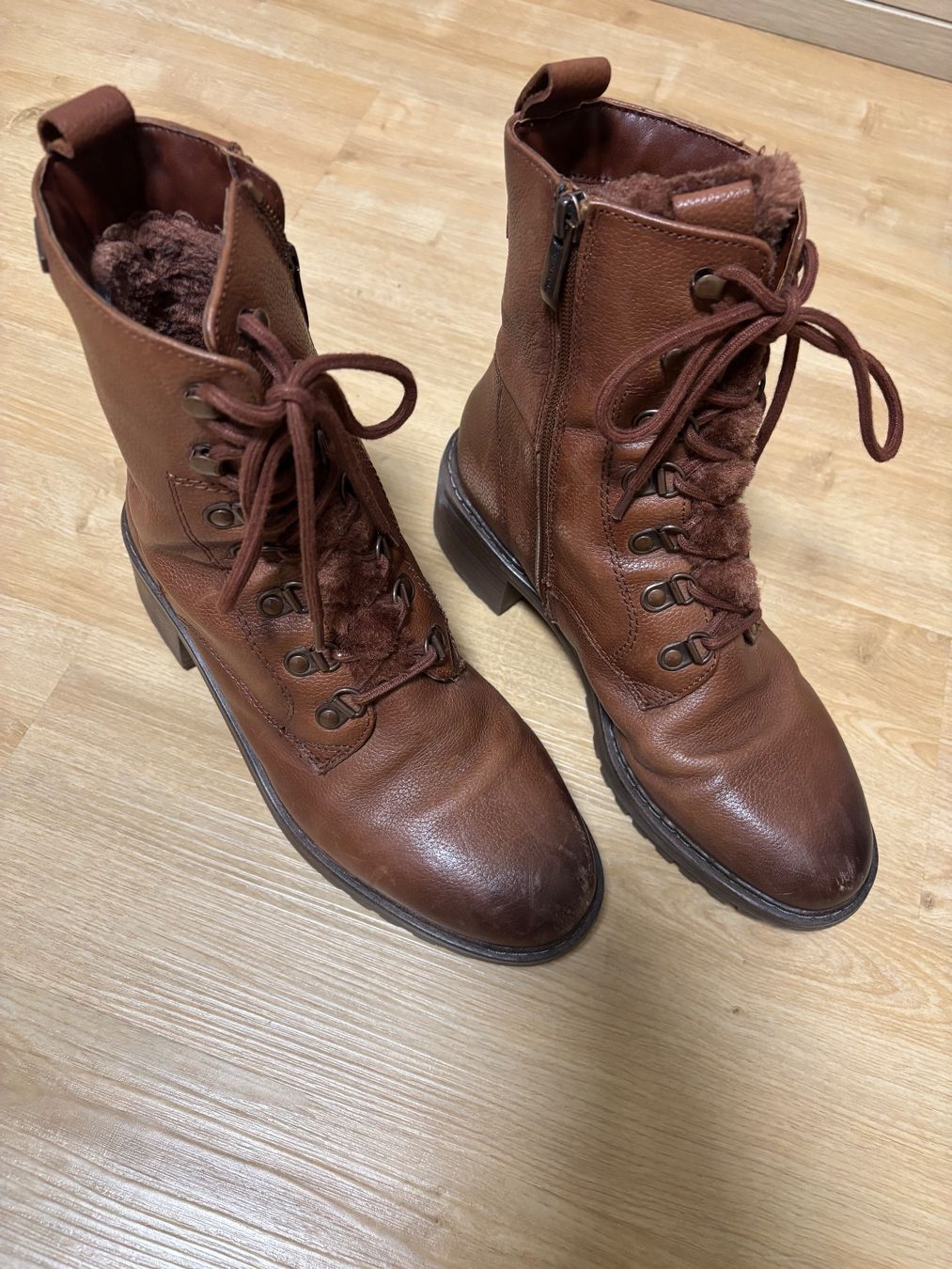 Tamaris Scarpe da donna: Braune Tamaris Winterstiefel , Grösse 39 – Usato da Goldau venduto da G_G01