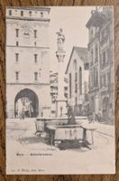 Frau am Seilerbrunnen in Bern, Photo A. Wicky, Bern