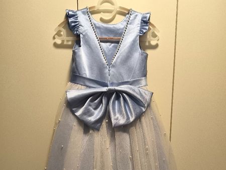 Mädchen Festkleid satin weiss-blau tüll mit Perlen  Gr. 140