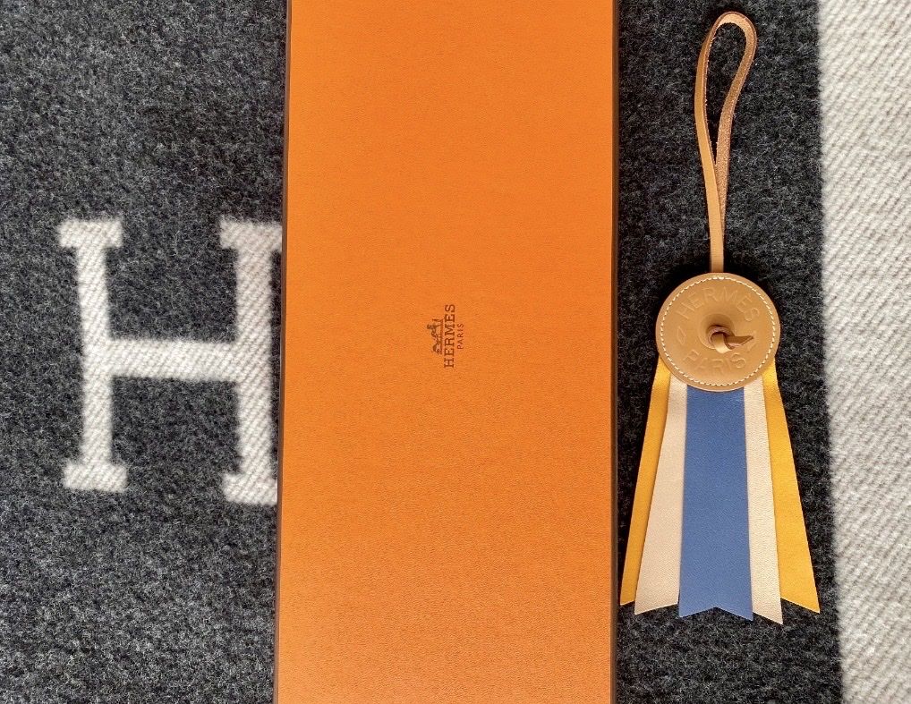 Hermès Borse da donna: Hermes Charm, neuwertig mit Originalverpackung – Nuovo (secondo la descrizione) da Zug venduto da Se_wb5d